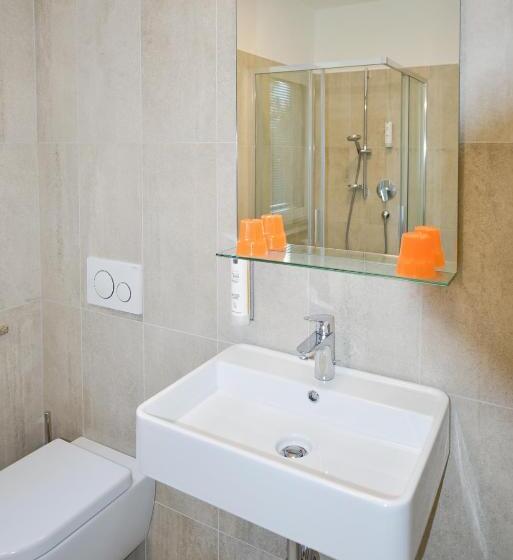 住宿加早餐  Pension Martha