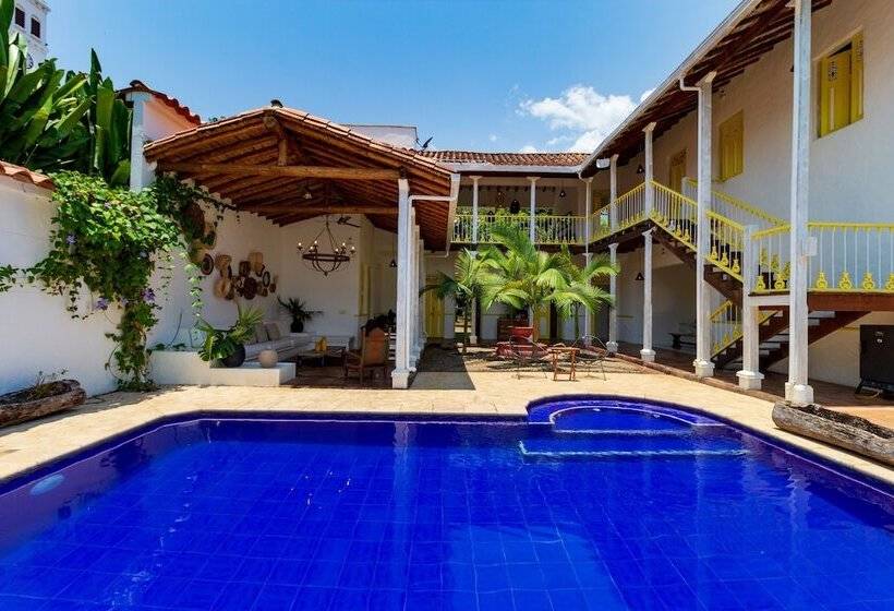 هتل Cauca Viejo Fundadores