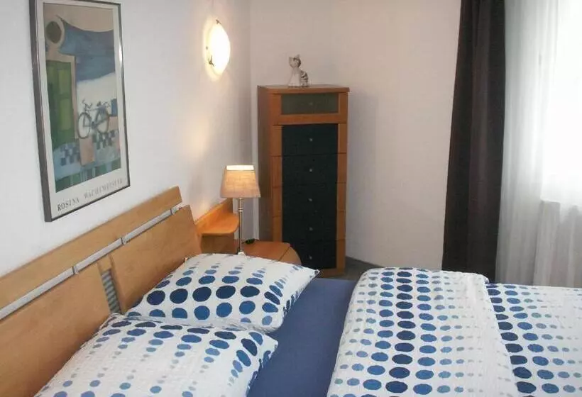 ホテル Don Camillo Gästehaus