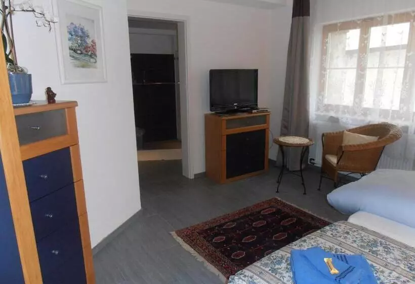 ホテル Don Camillo Gästehaus