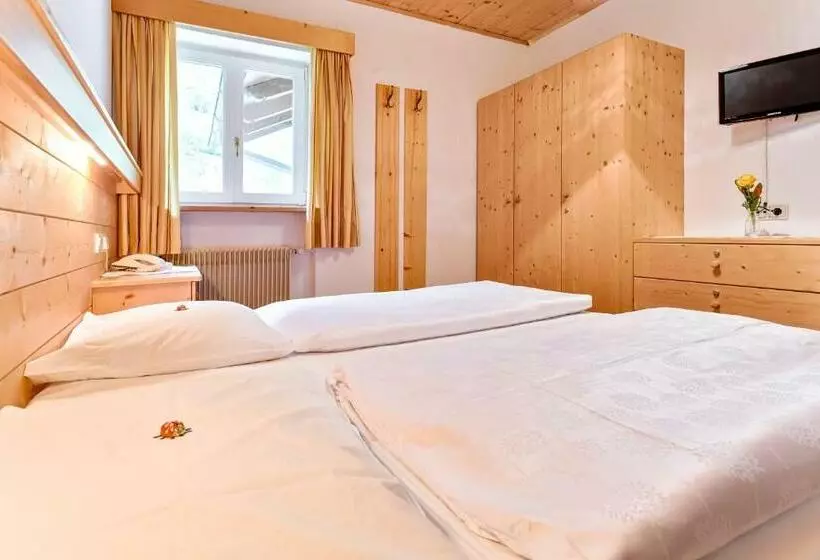 Hotelli Garni Kircher Sepp