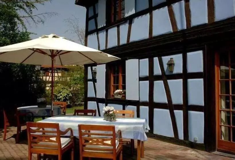 Hotelli Hôtel à La Ferme