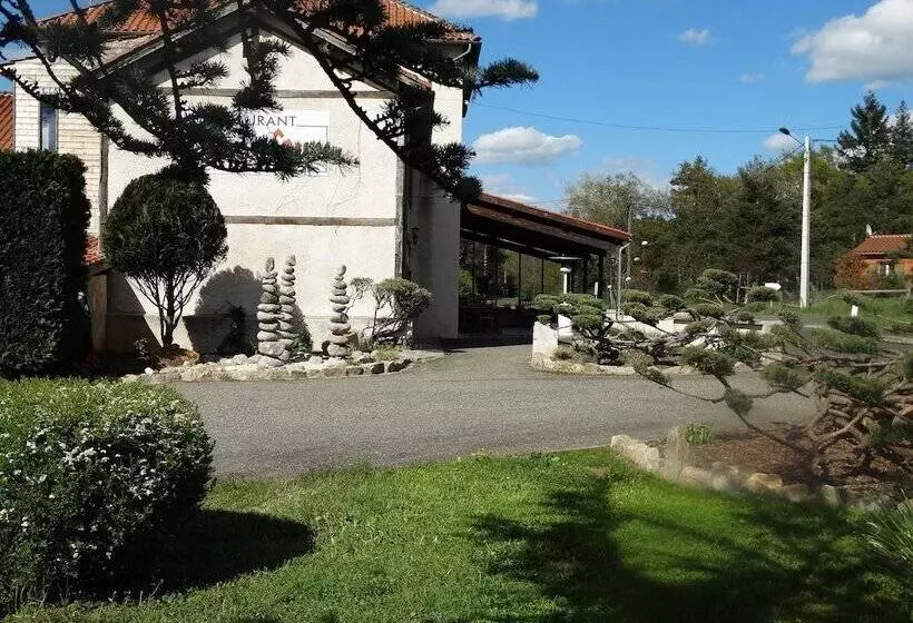 Hotelli Maison Legate Hôtel Le Baudiere & Spa