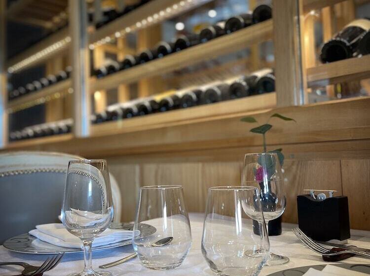 호텔 Maison Legate Hôtel Le Baudiere & Spa