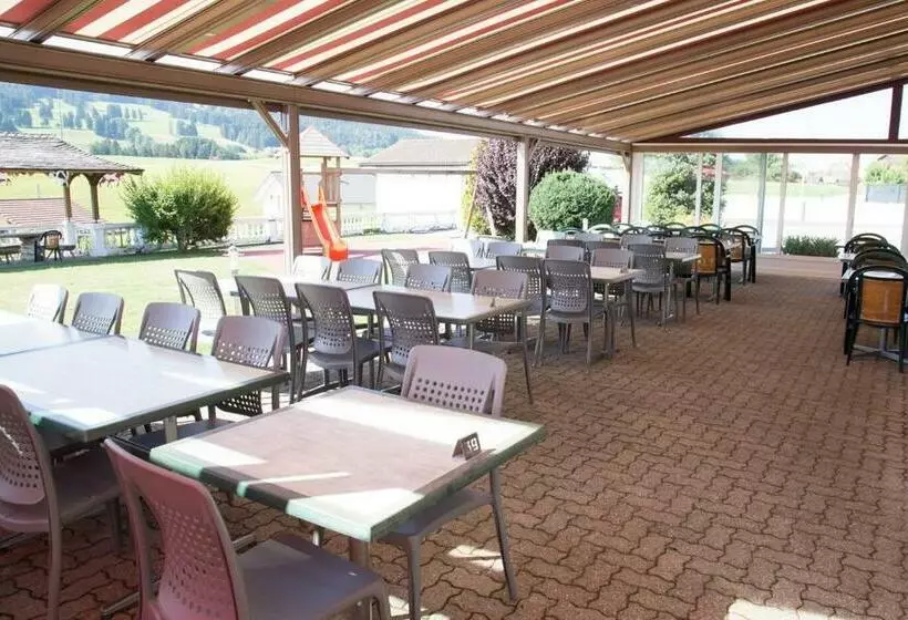 Hotelli Hôtel   Restaurant Le Manoir