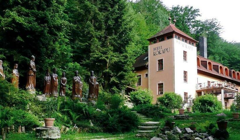 Kőkapu Vadászkastély és Hotel & Apartments