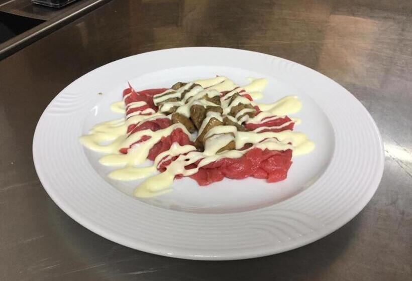 Отель Valdotain