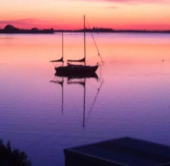 Overnight Reflections B&b