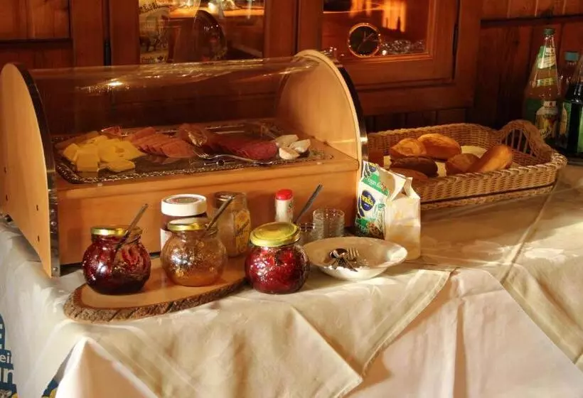 Majatalo Gasthof Zur Post