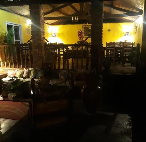 Pensão Pousada Janela Do Céu