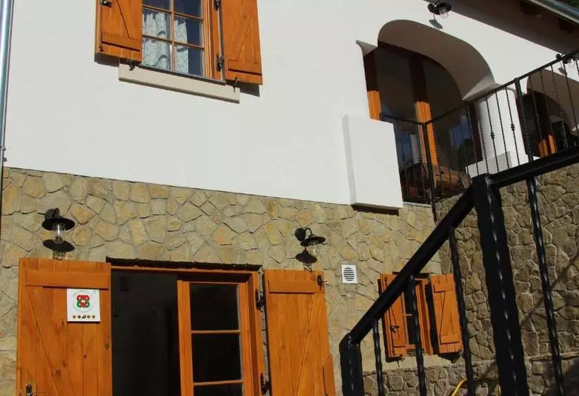 ペンション Red Lion Vendégház