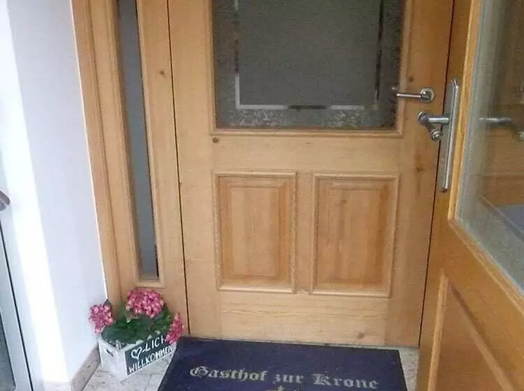 Retkeilymaja Gasthof Zur Krone