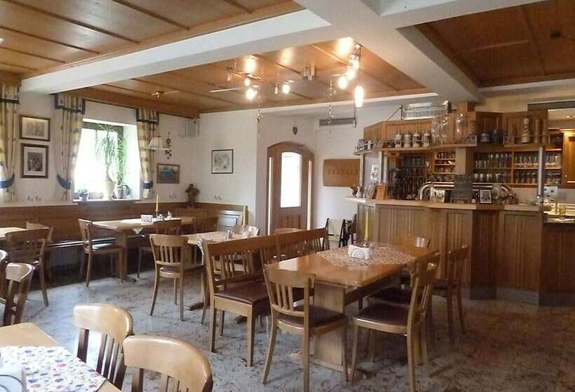 Albergue Gasthof Zur Krone