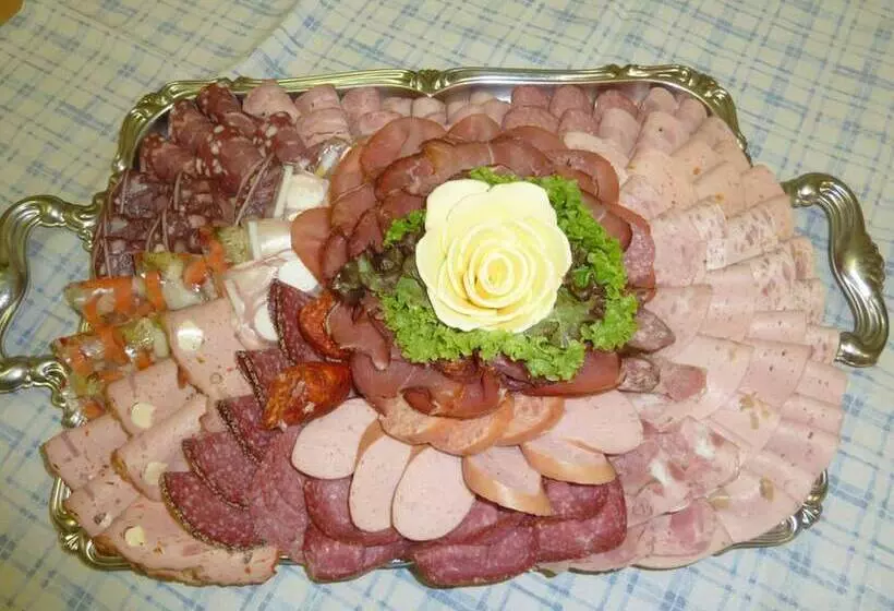 Retkeilymaja Gasthof Zur Krone