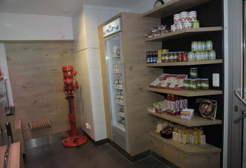 Retkeilymaja Gasthof Zur Krone