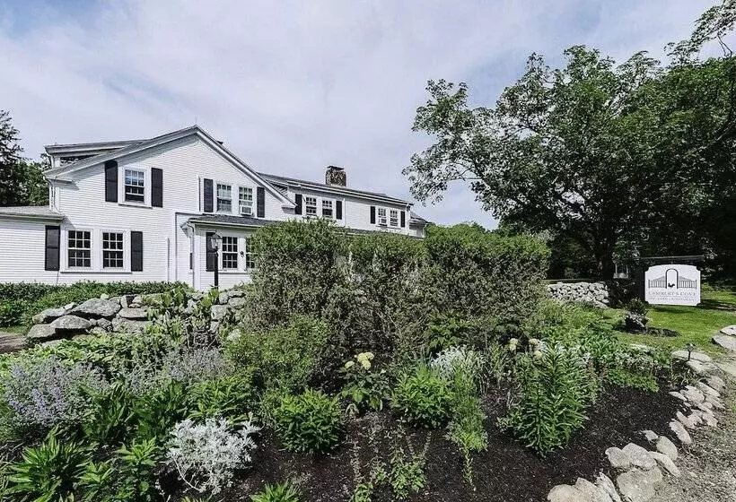 Retkeilymaja Lambert S Cove Inn & Resort