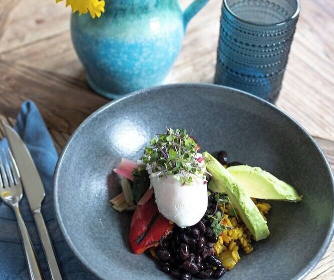 הוסטל Lambert S Cove Inn & Resort