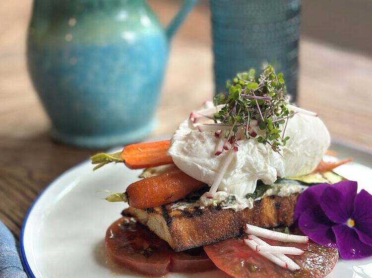 הוסטל Lambert S Cove Inn & Resort