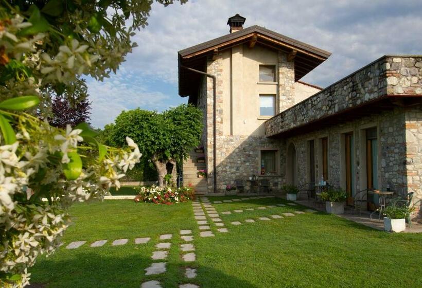 Bed and Breakfast Holiday Home Sovenigo