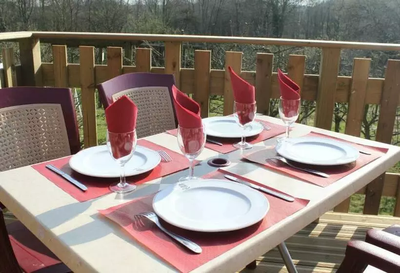 Aamiaismajoitus (B&B) Auberge Du Blaisel