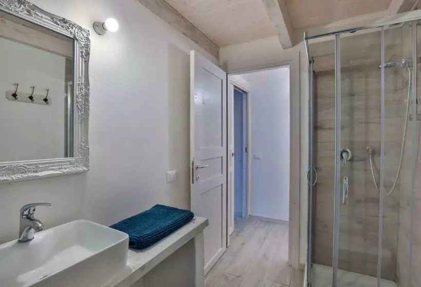 ベッドアンドブレックファースト Bacialupo Foresteria