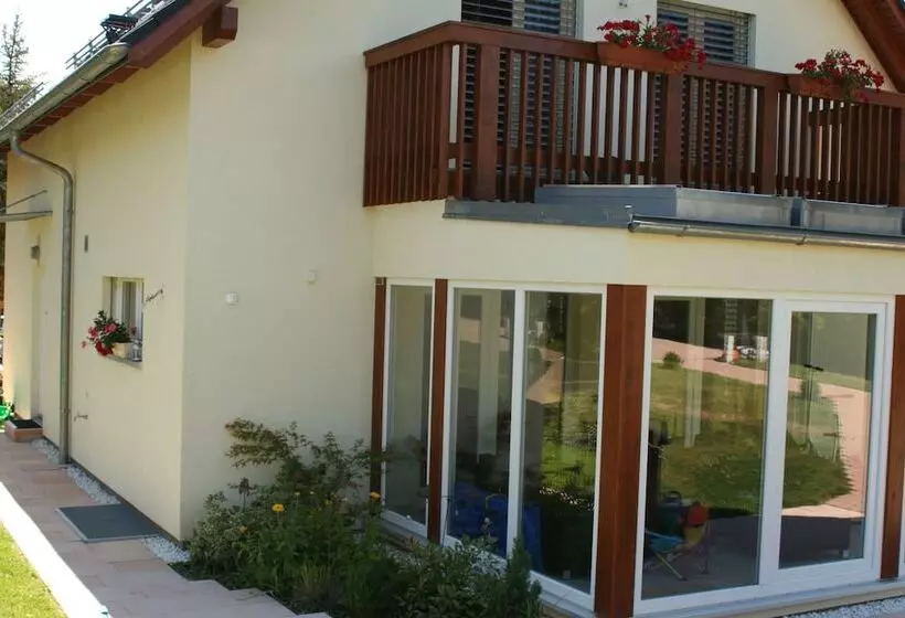 ベッドアンドブレックファースト Bnb  Les Coquelicots