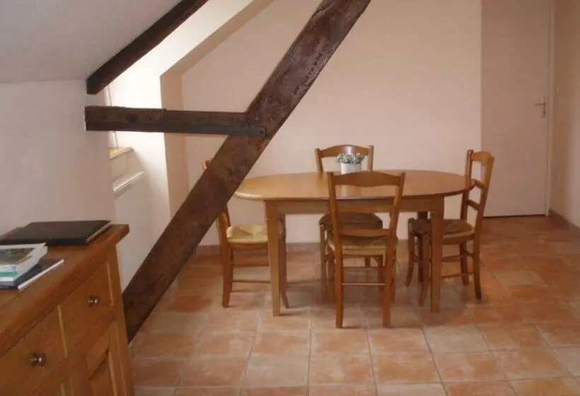 ベッドアンドブレックファースト Chambres D'hôtes De Froulay