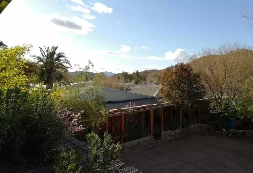 Aamiaismajoitus (B&B) Hostal Apuwara