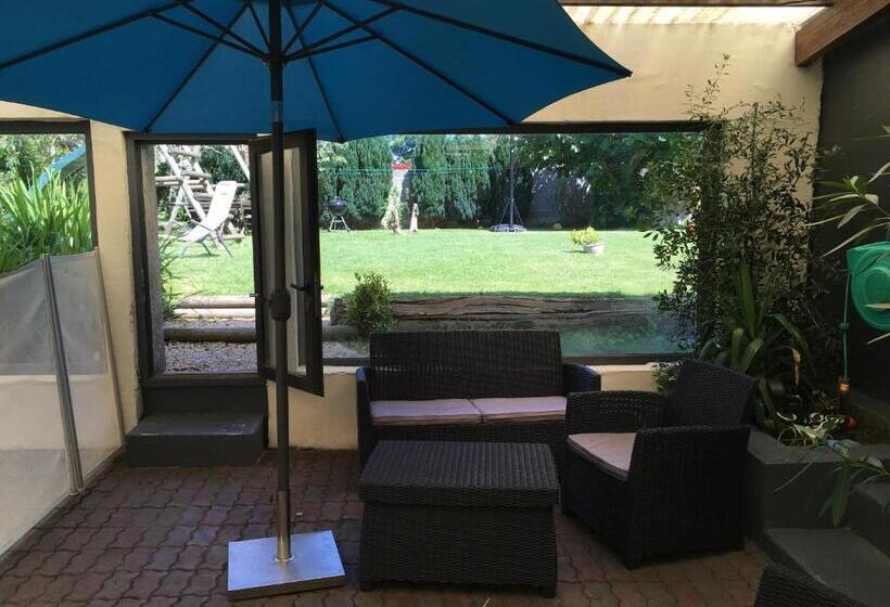 Bed and Breakfast La Clef Du Four