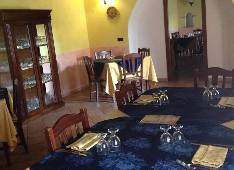 Hotelli Agriturismo Masseria Castiglione