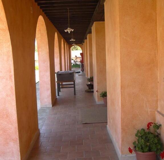 فندق Agriturismo Masseria Castiglione