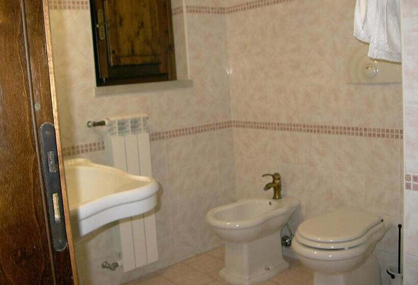 فندق Agriturismo Masseria Castiglione