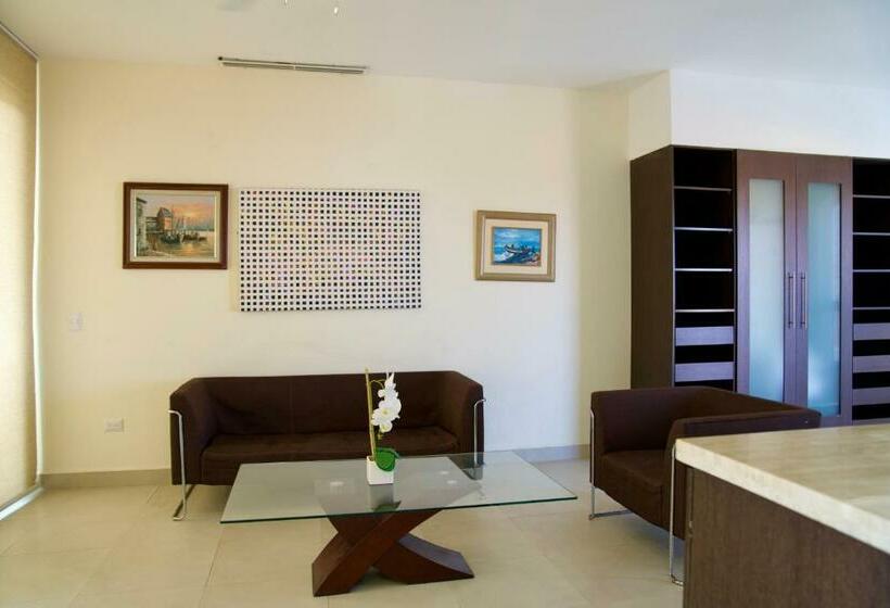 Hotel Playa Paraíso