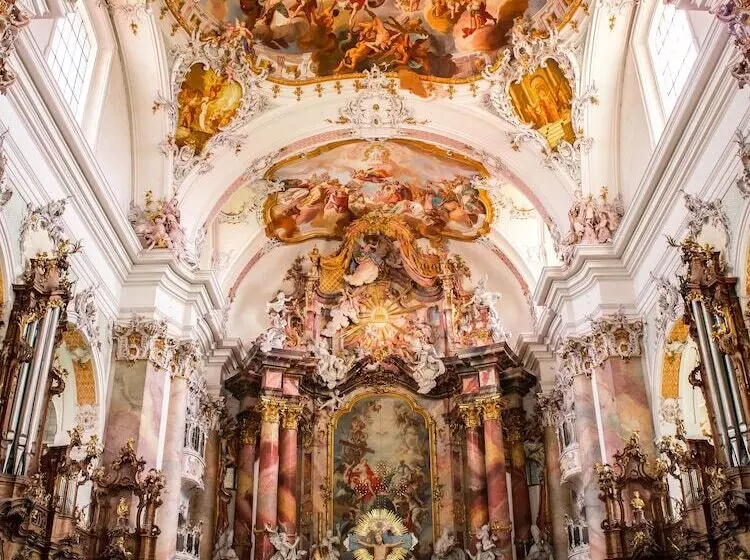 Hotelli Schloss Lautrach