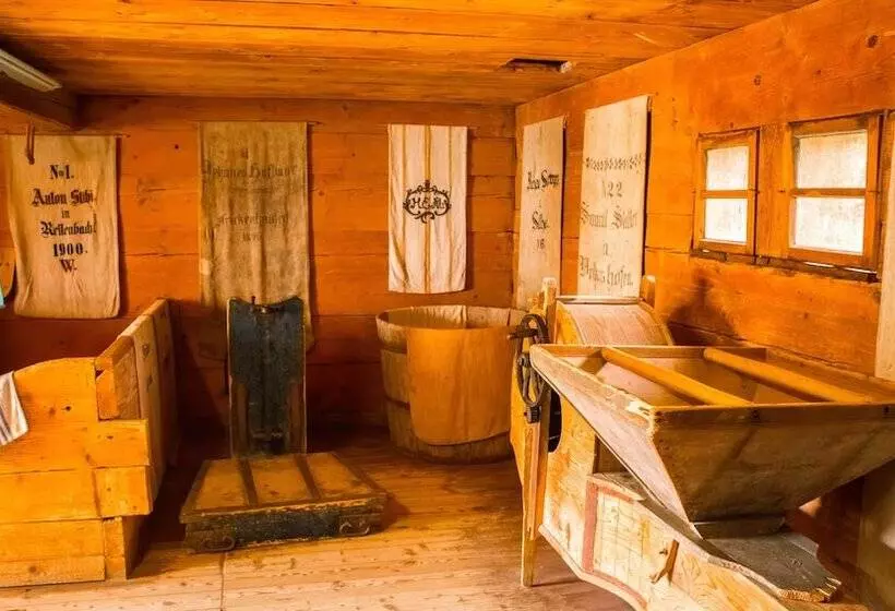 Hotelli Schloss Lautrach