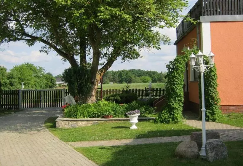 Majatalo Gästehaus Am Schwarzer See