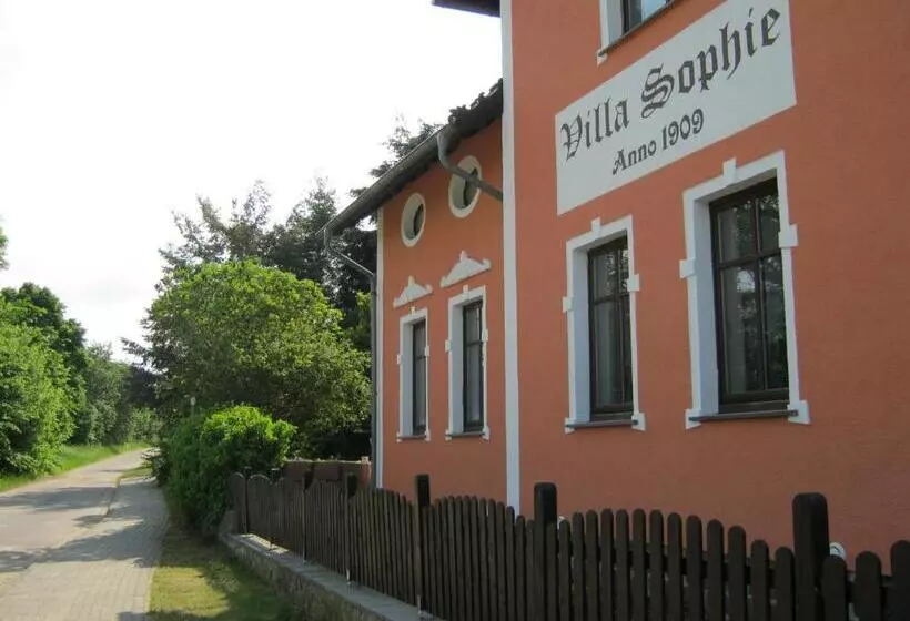 Majatalo Gästehaus Am Schwarzer See