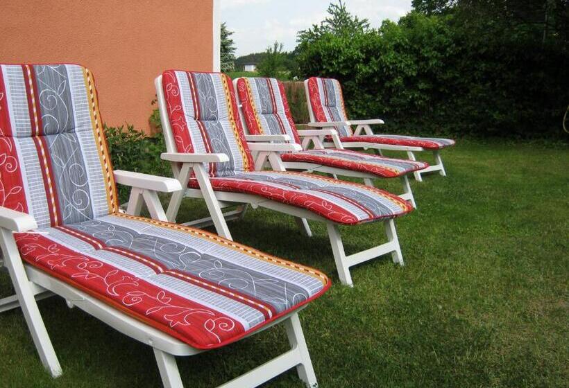 Пансион Gästehaus Am Schwarzer See