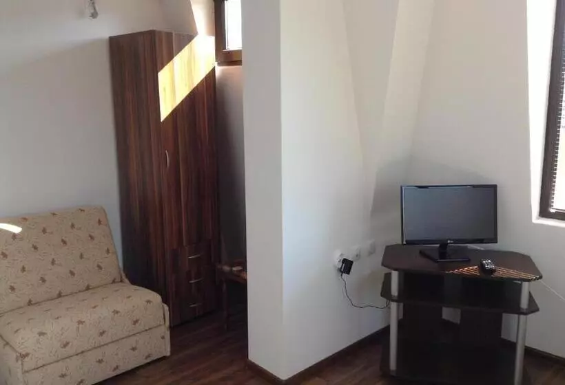 Majatalo Guest House Luchi