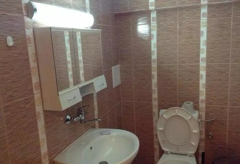 Majatalo Guest House Luchi