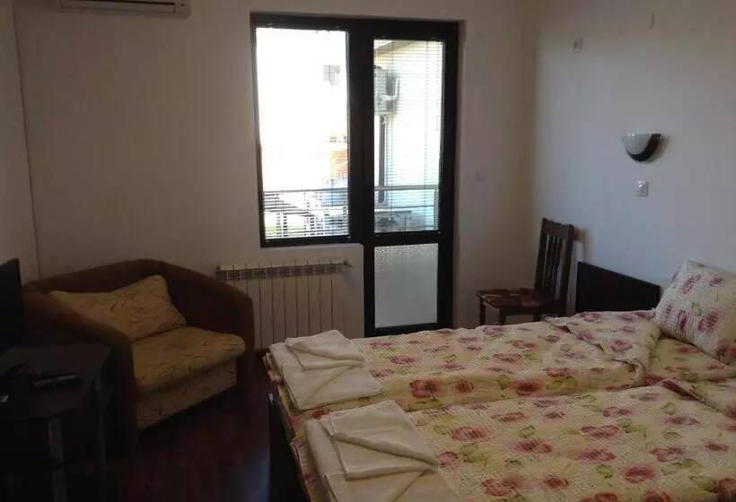 Majatalo Guest House Luchi