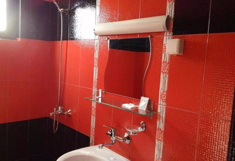 Majatalo Guest House Luchi