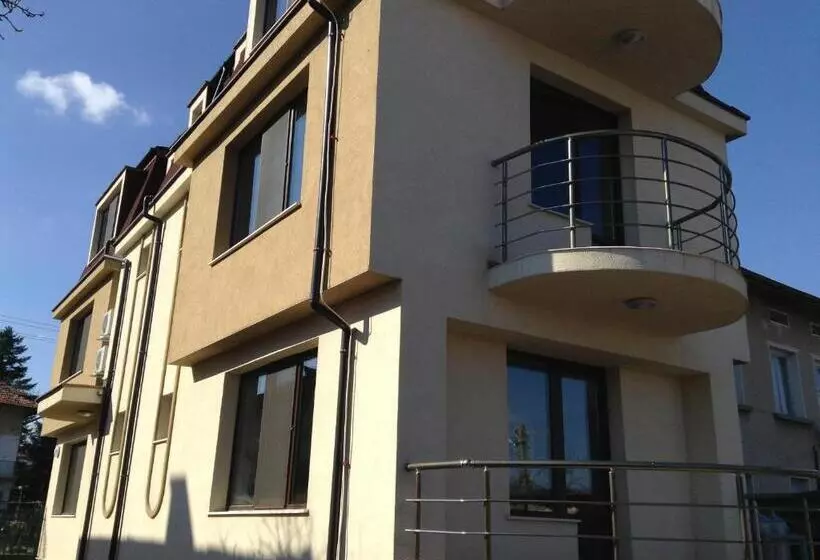 Majatalo Guest House Luchi