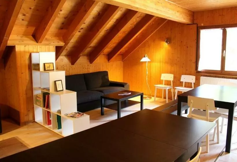 Majatalo La Pierre à Catillon