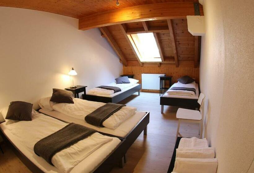 פנסיון La Pierre à Catillon