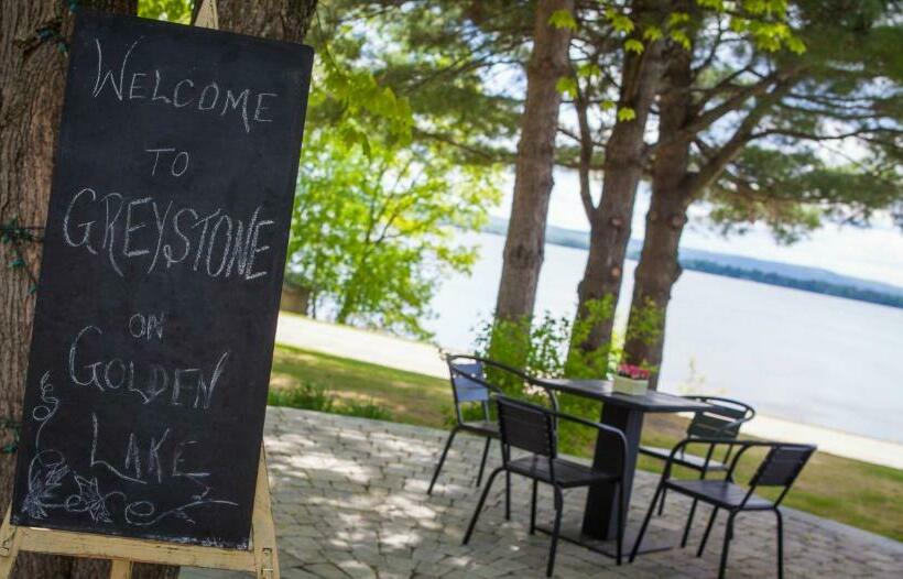 渡假胜地 Greystone On Golden Lake