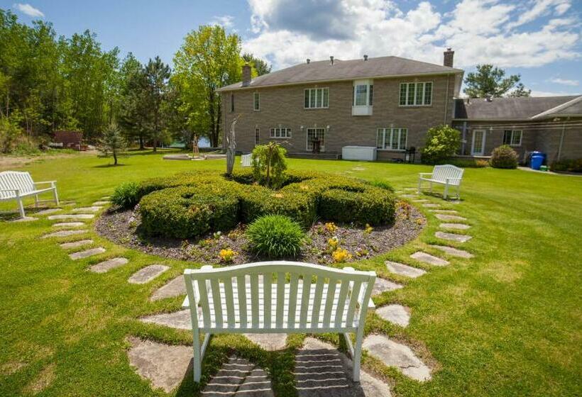 渡假胜地 Greystone On Golden Lake