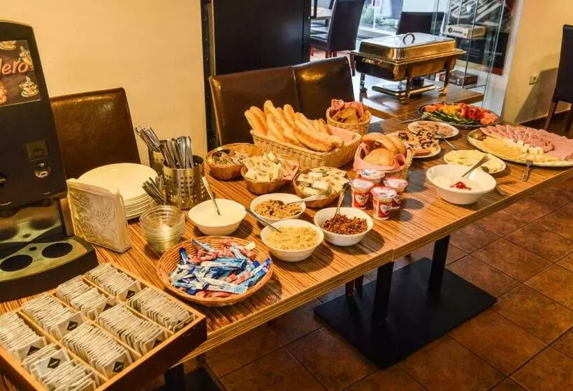 Wellness Hotel Hukvaldy Polopenze A Wellness V Ceně