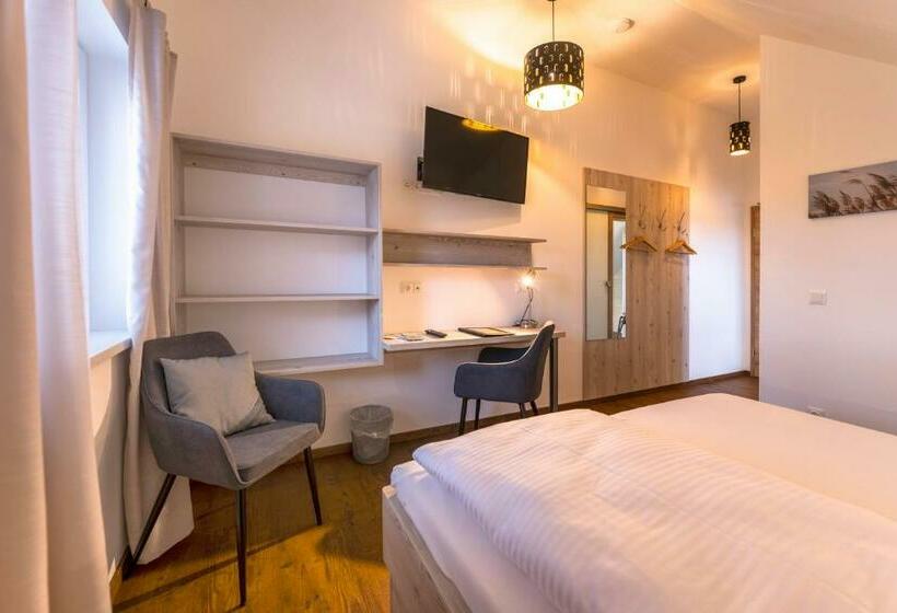 הוסטל Familiengasthof Schaller