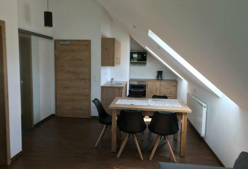 הוסטל Familiengasthof Schaller